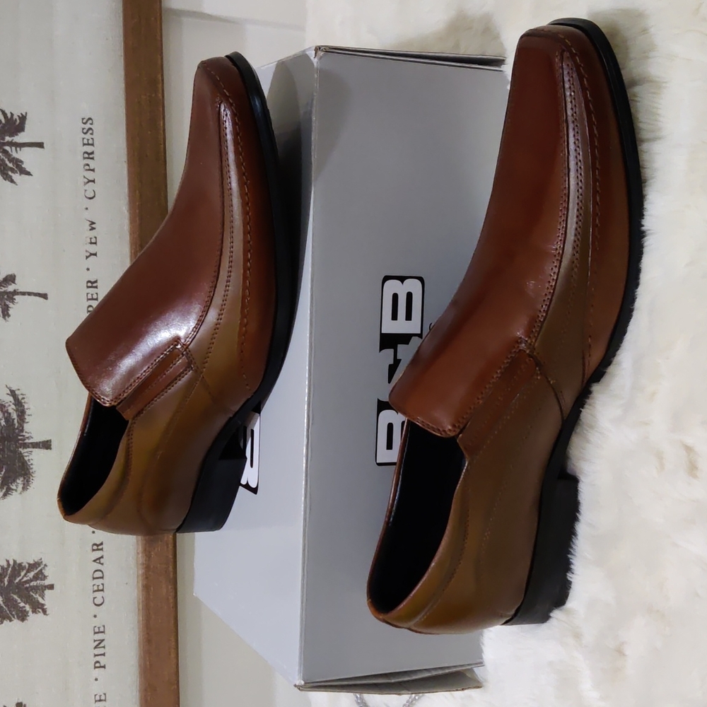 Mens Dress Shoes B&B By Soft Moc. Size 44.